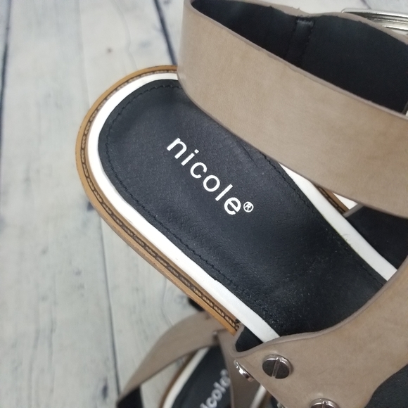 NICOLE | Dara open toe ankle strap sandals - Picture 8 of 9